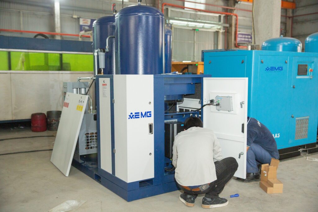 Hình ảnh xử lý máy nén khí trục vít bị nhiệt độ cao 