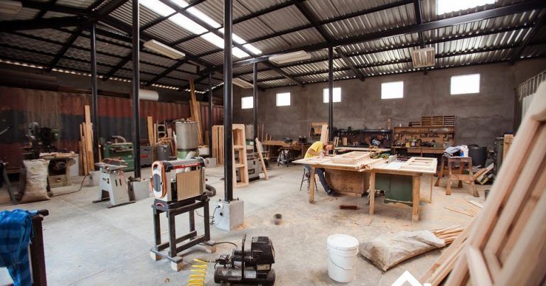 Ứng dụng máy nén khí trục vít cho xưởng gỗ 8 Giải pháp máy nén khí cho xưởng gỗ