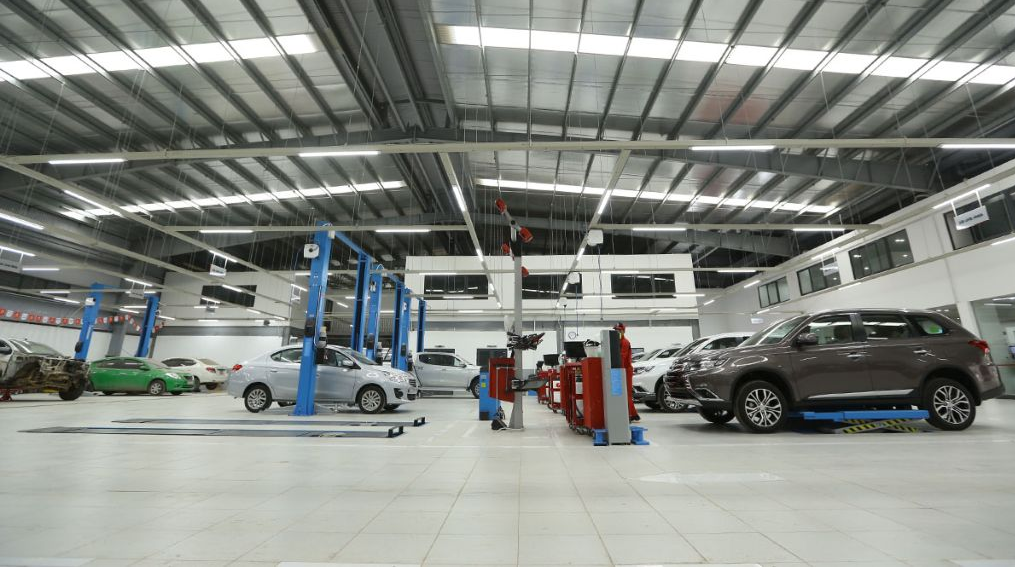 ứng dụng máy nén khí trong gara oto