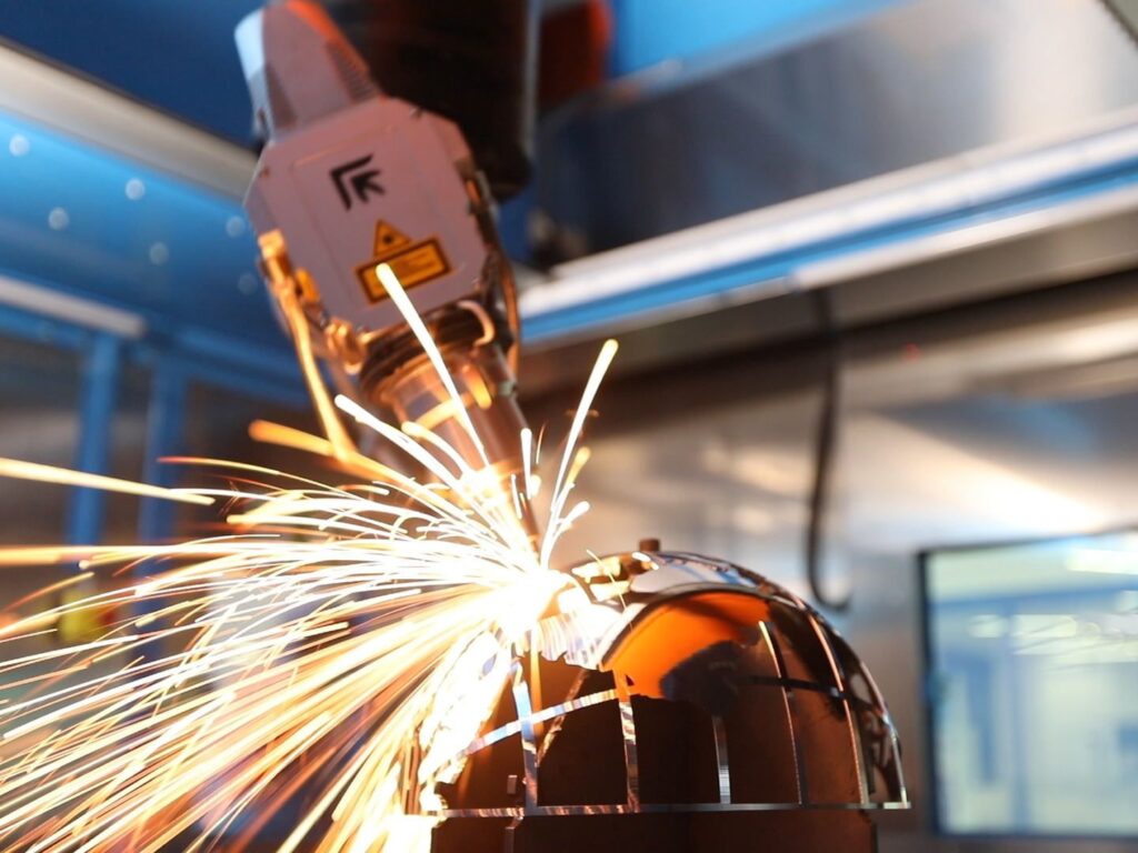 Máy cắt laser 3D