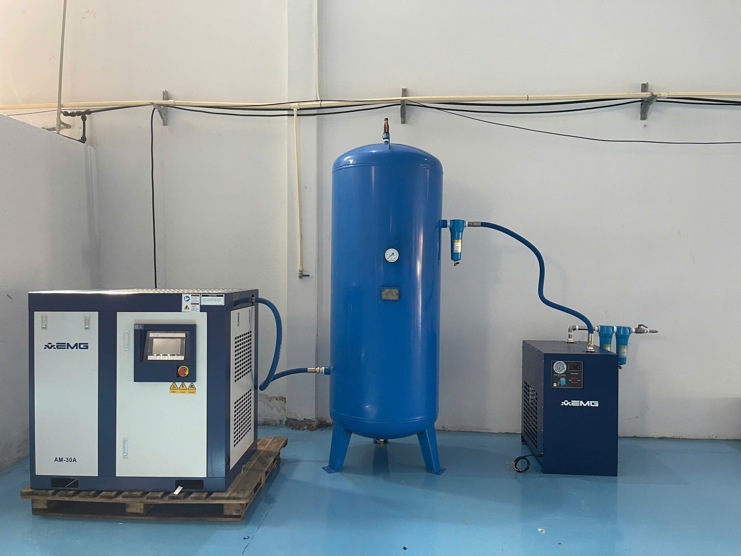 Máy nén khí trục vít biến tần AEMG Model AM-30A