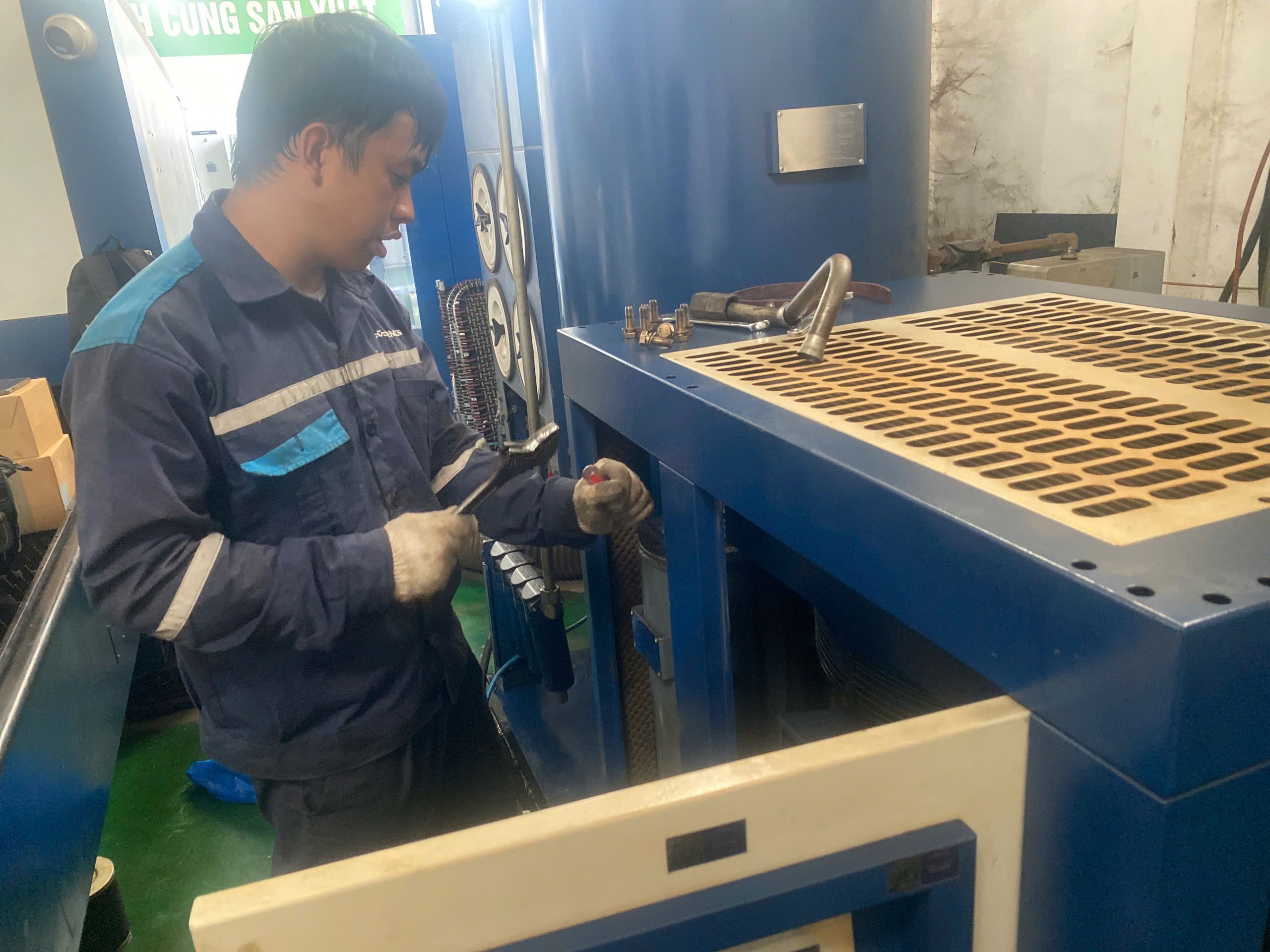 Cần bảo trì, bảo dưỡng máy nén khí định kì để nâng cao tuổi thọ và duy trì hiệu suất máy